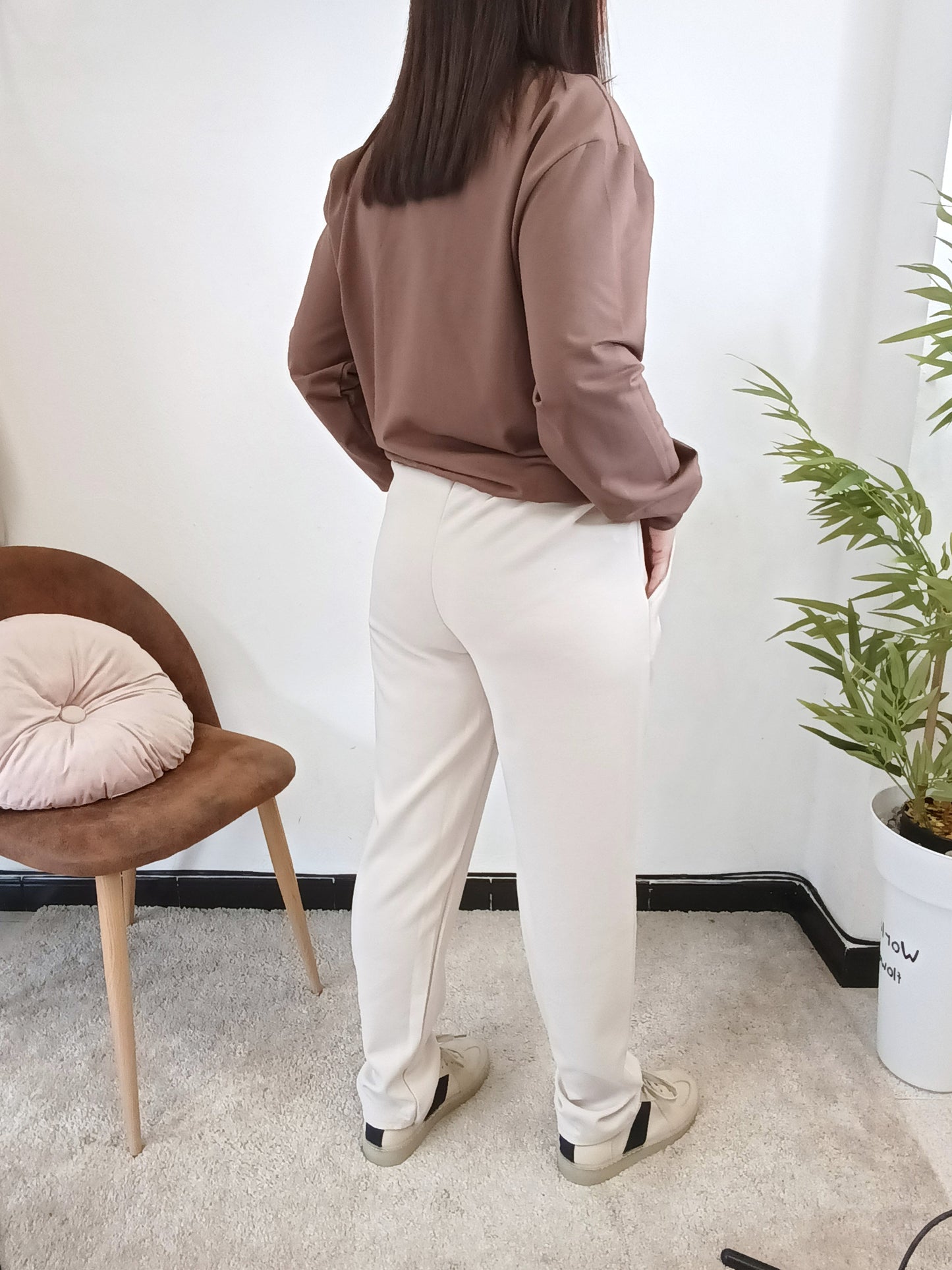 Pantalón chándal beige