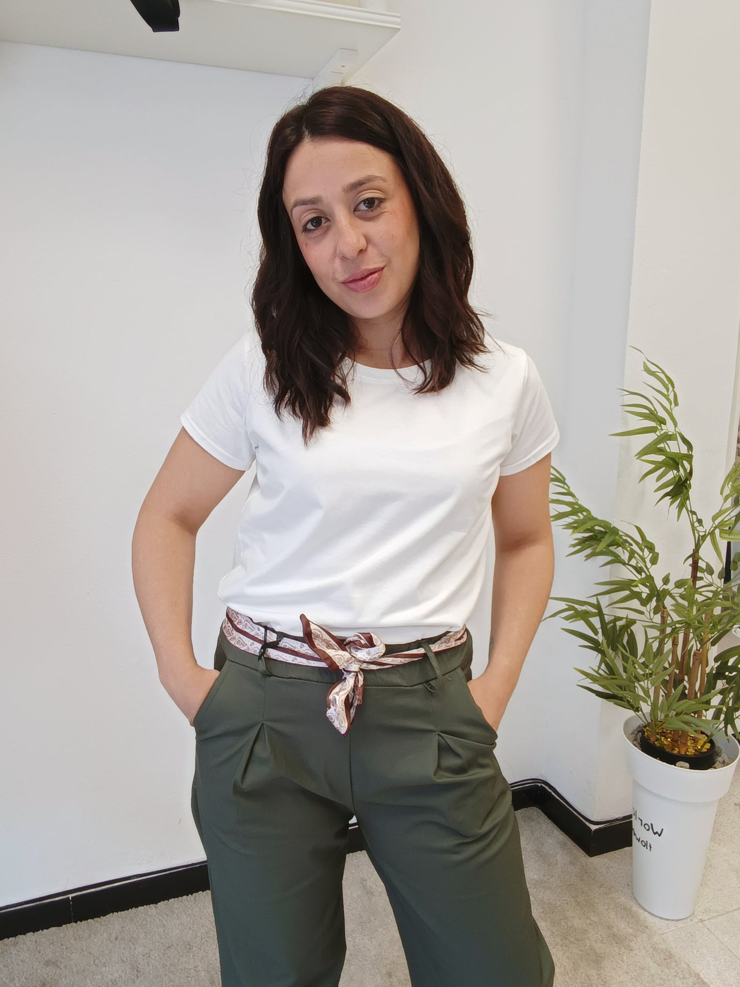 Pantalón ancho lazo