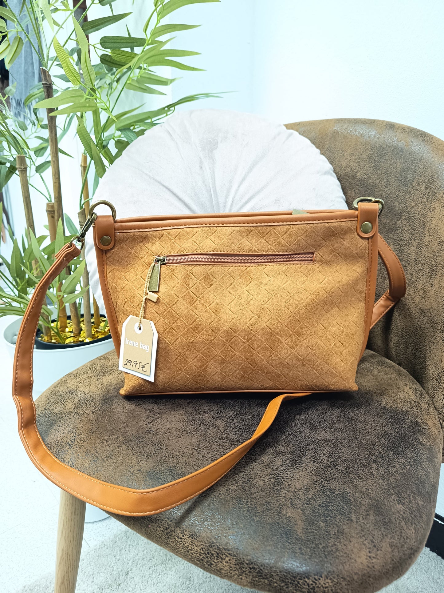 Bolso ante camel