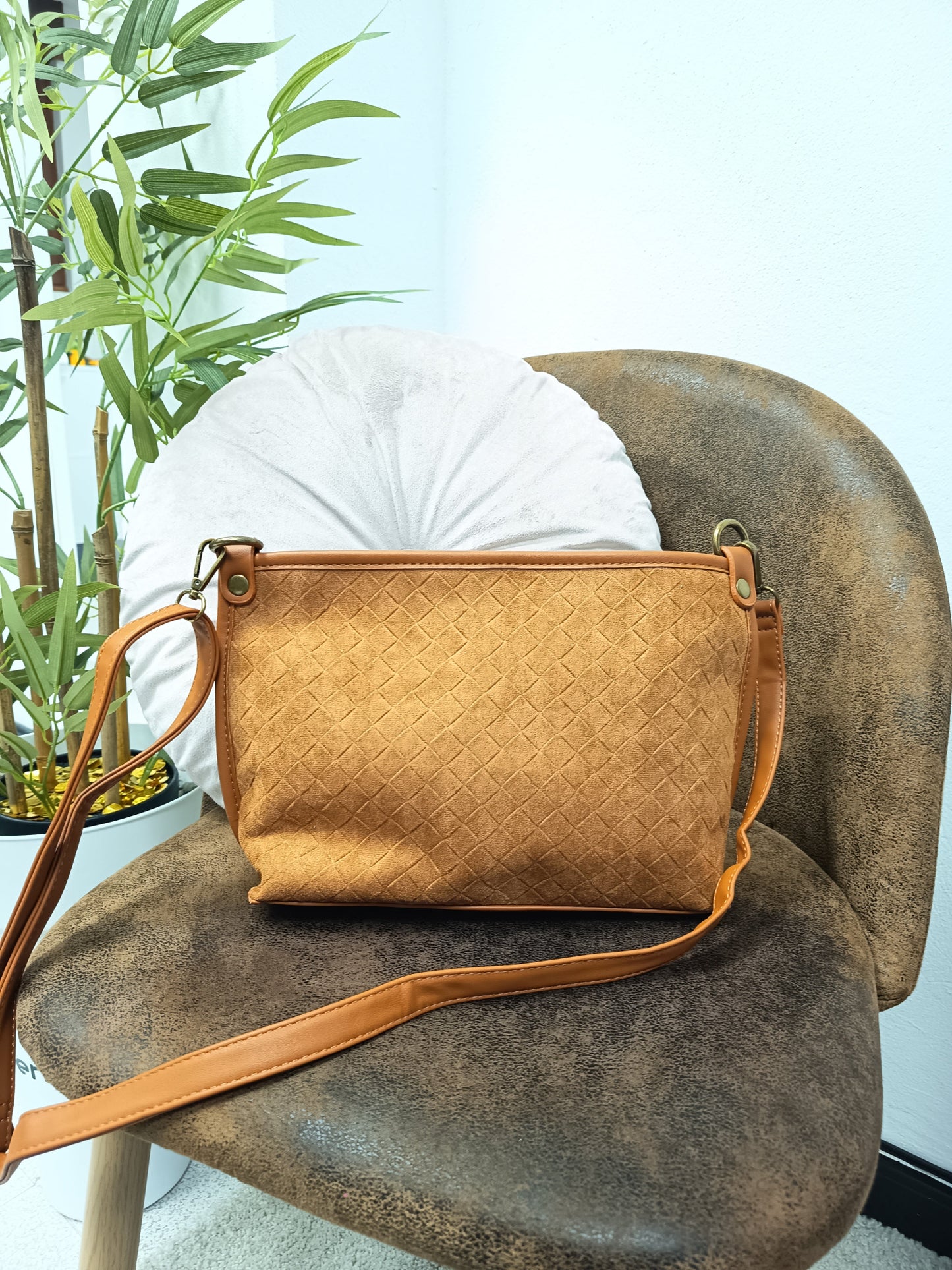 Bolso ante camel