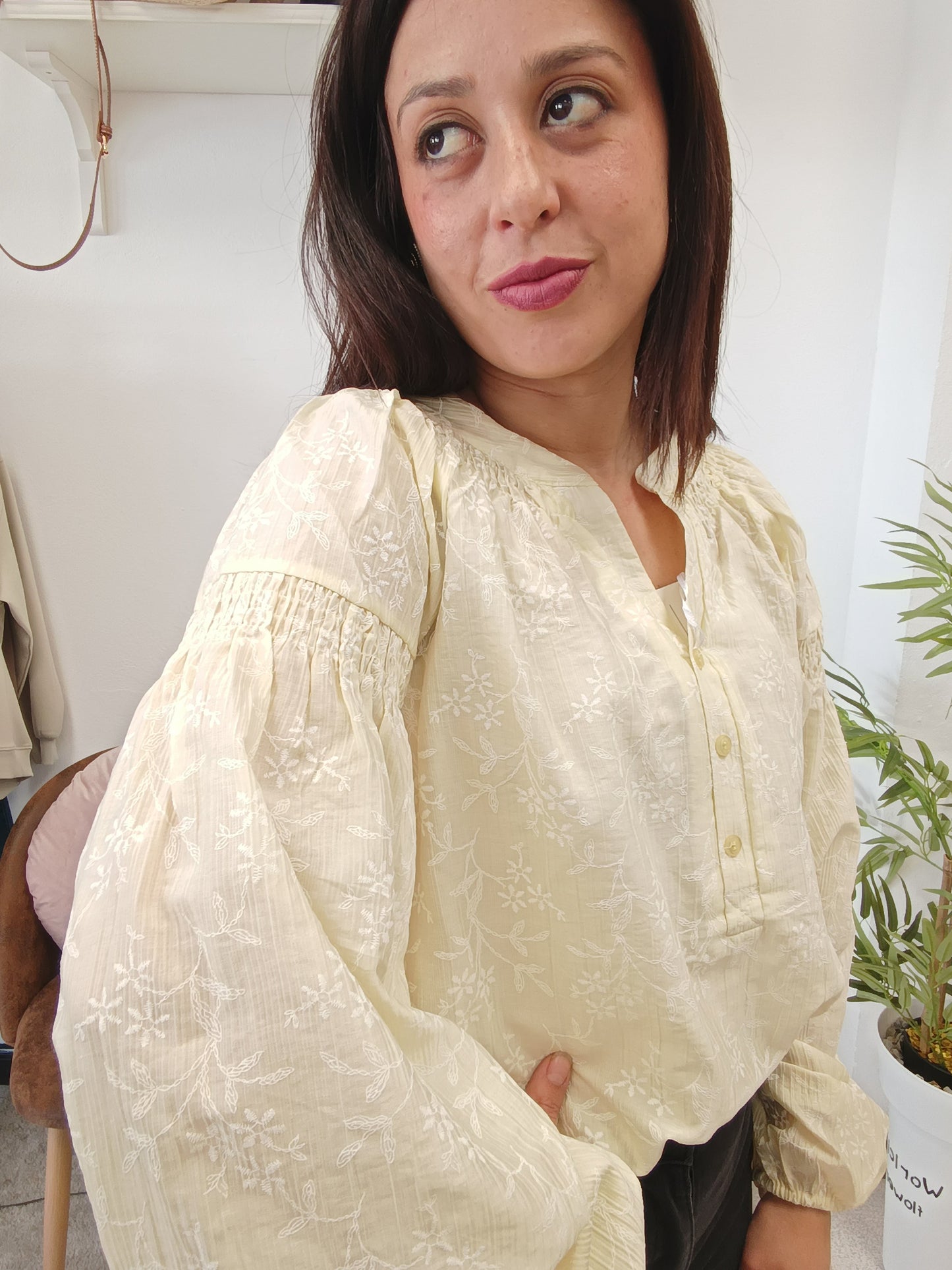 Blusa flores amarilla