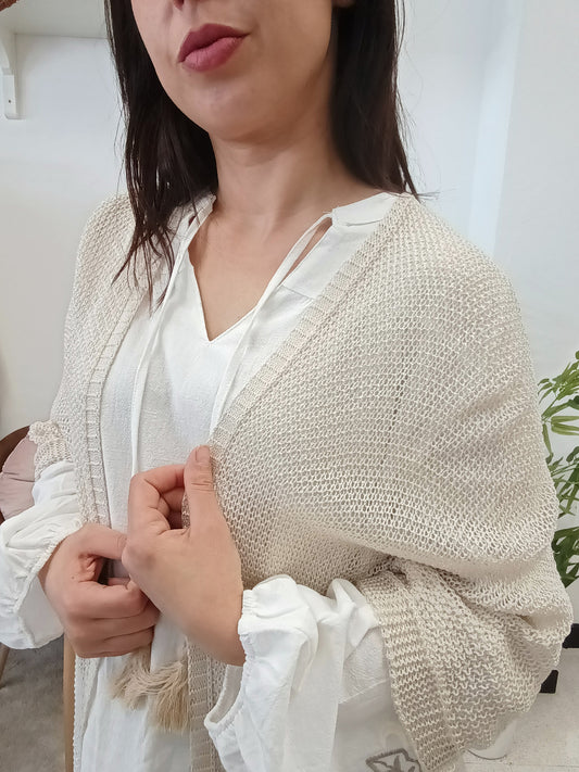 Chaqueta calada beige