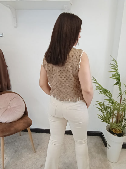 Chaleco flores marrón y beige