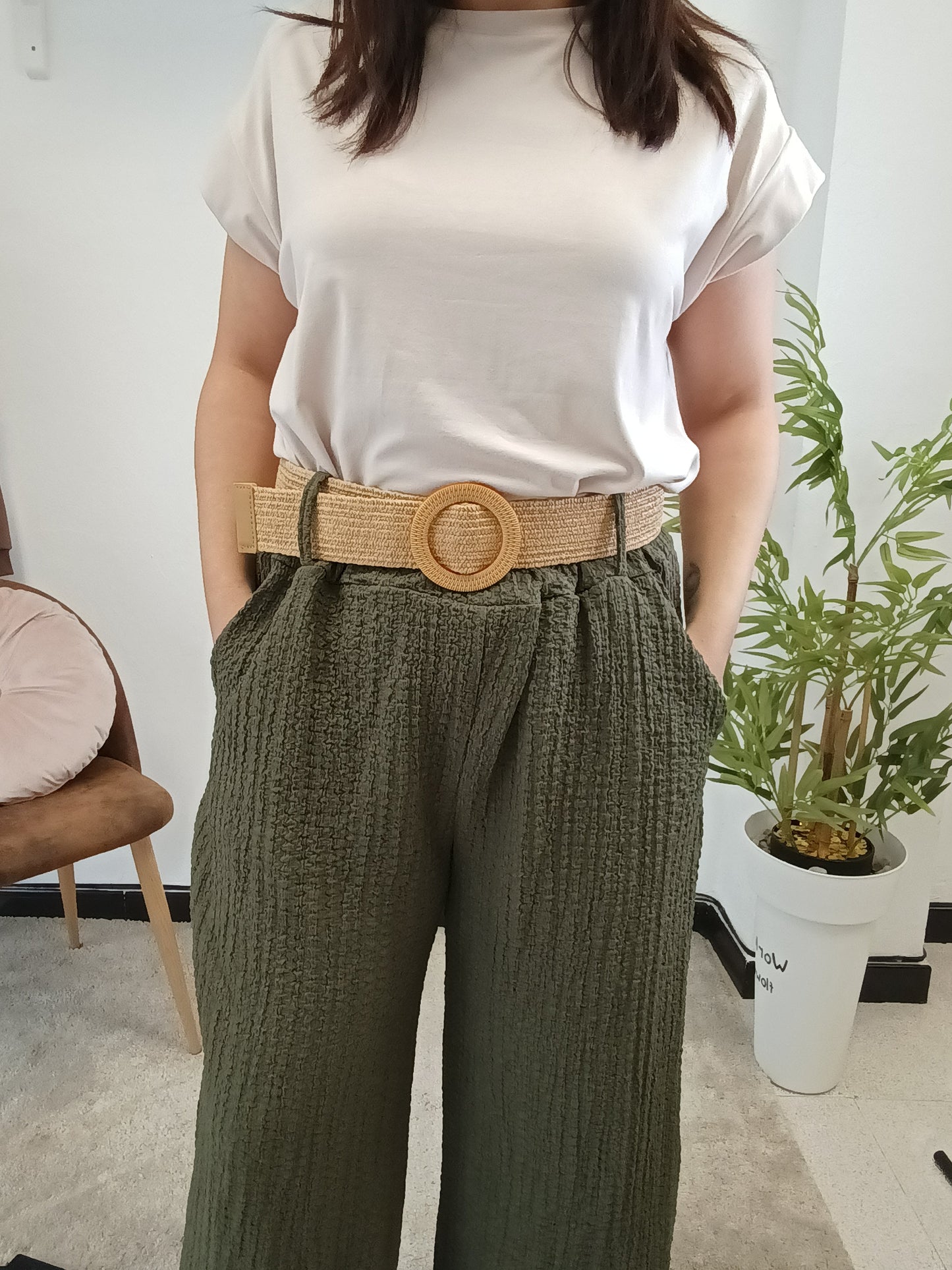 Pantalón ancho relieve