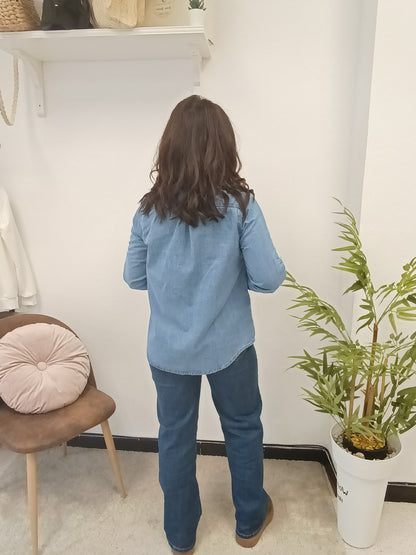 Camisa vaquera flores