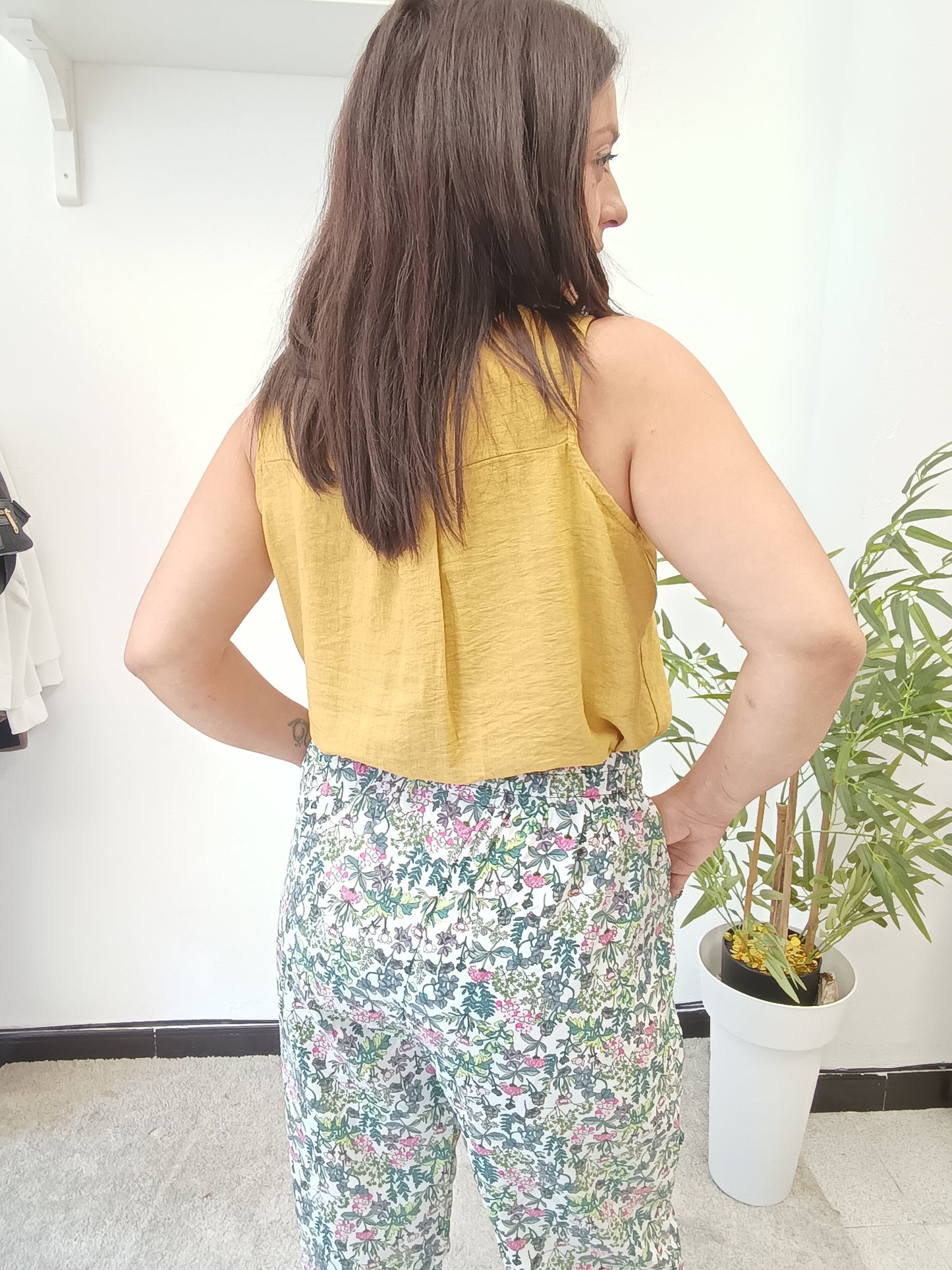 Camiseta Bolsillos Tirante